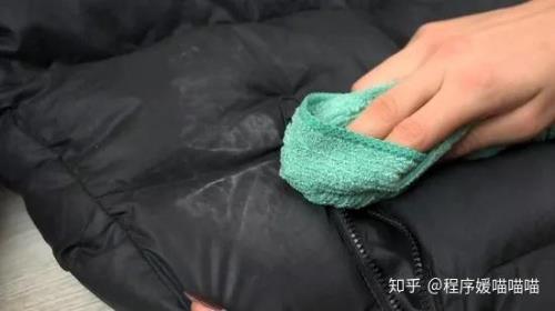 羽绒服正确清洗方法
