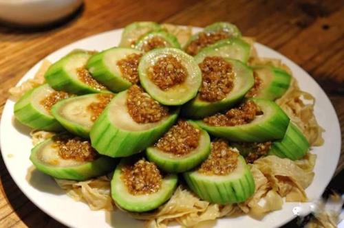 蒜蓉蒸丝瓜是怎么做的