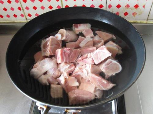 肉一焯水鼓起来了变烂