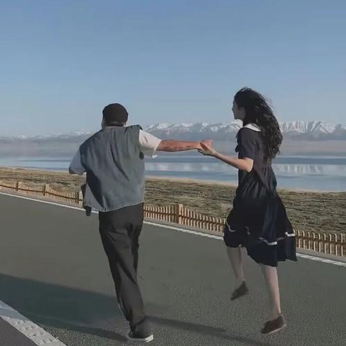 你一点一点慢慢靠近我文案