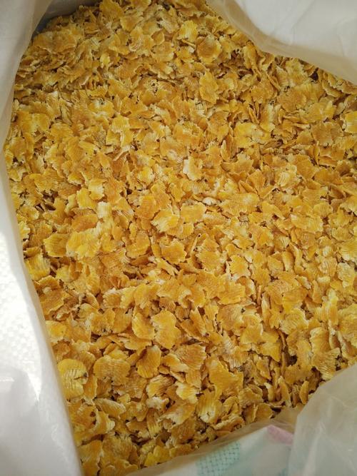 颗粒料和玉米压片哪个最好