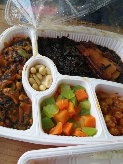 女生说吃盒饭怎么回