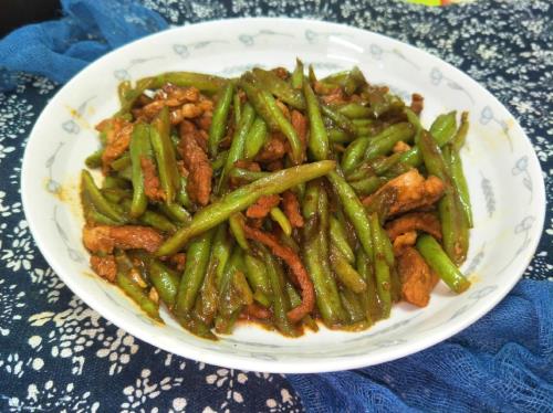 炖肉烩豆角用焯水吗