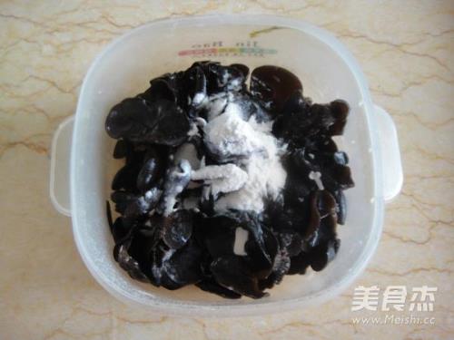 干木耳表面有白面一样的东西