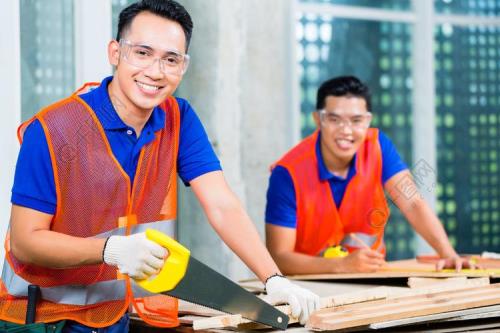 建筑工匠建造什么意思
