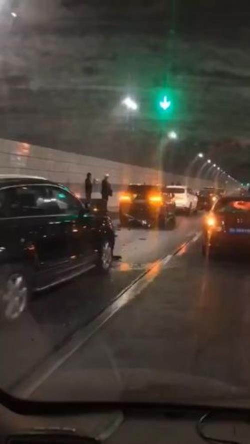 重庆隧道追尾事故怎处理