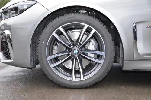 换个轮胎大概多少钱