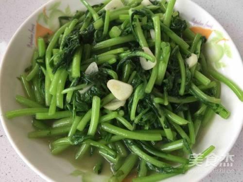 清炒蒿子秆家常做法