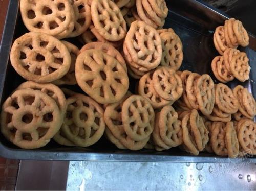 做糖环需要放什么材料才酥脆