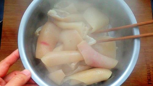 做皮冻煮多久