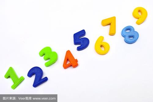 1 3 4 8 7 13后面填什么数字