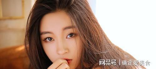 女生问这是为什么呢怎么回答