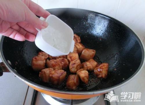 煮黄酒要不要放盐