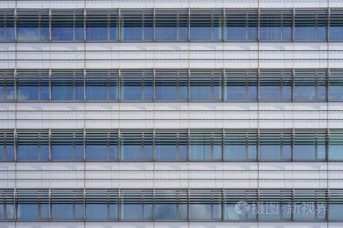 外窗玻璃的水泥灰怎么清除掉