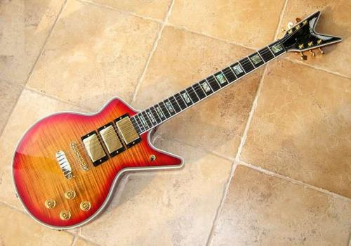 电吉他推弦总碰到邻弦，怎么办