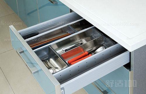 抽屉滑道怎么推一半进不去安装