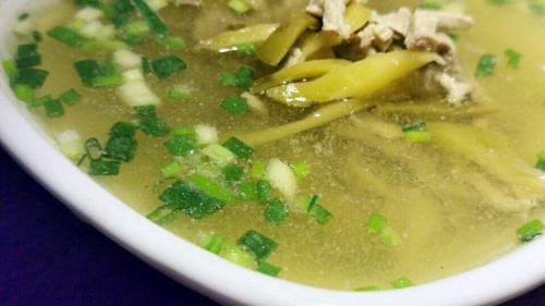 苗家豆腐肉丝汤怎么做