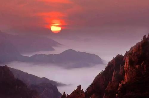 看山不是山原句