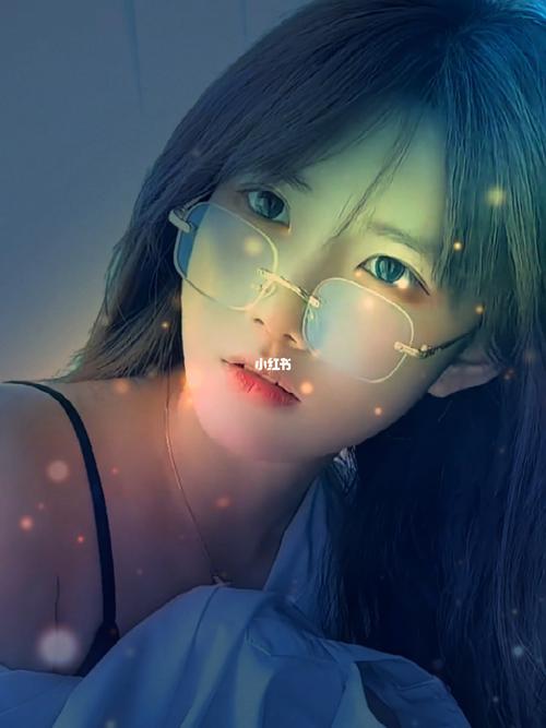 夜晚我用呼吸点燃星辰的意思