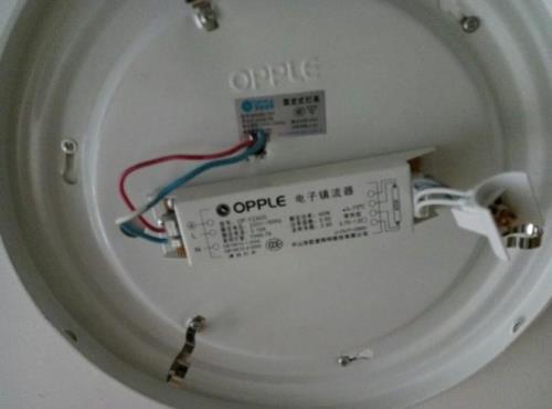 led灯可用普通镇流器吗