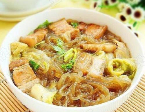 白菜粉条肉的做法