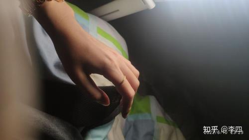 拍照拍手怎么拍好看