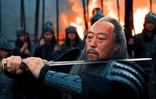 在落凤坡射杀庞统的是谁