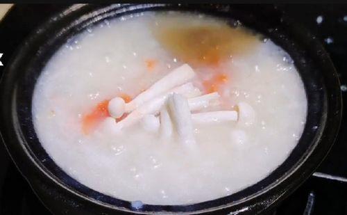为什么煮好的粥一会就生水