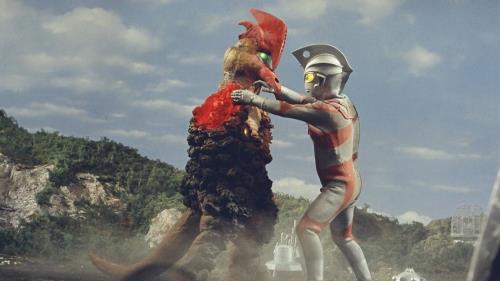 空想特摄艾斯剧情