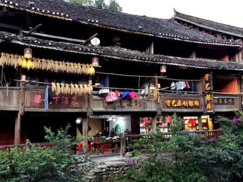 干栏式房屋的优点是什么