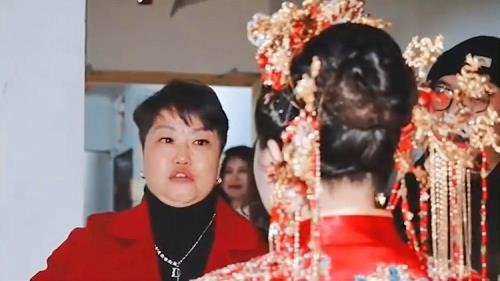 女儿出嫁催泪歌