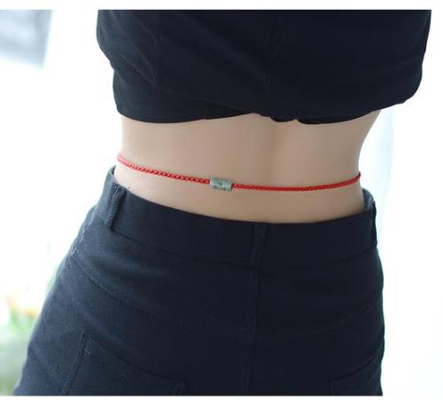 女孩子腰间系红绳是什么意思