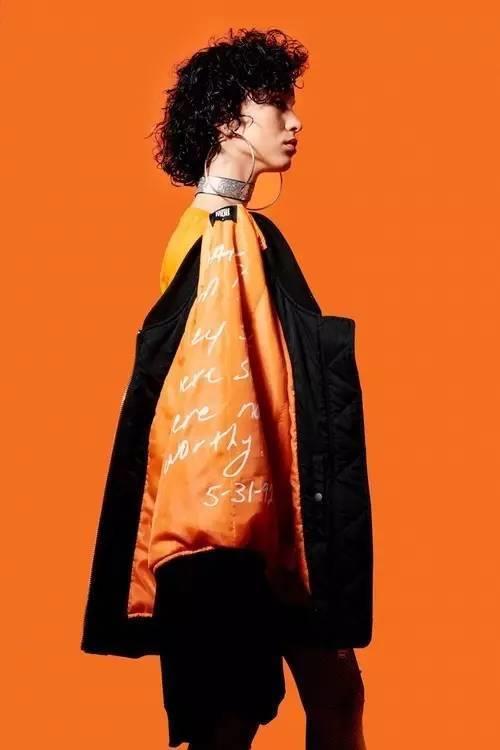 当潮流爱新鲜歌词是什么意思