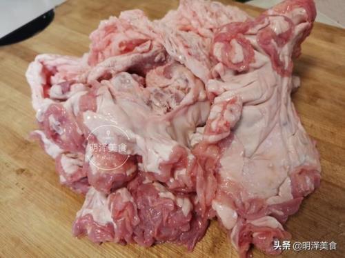 猪的姨子油在什么部位