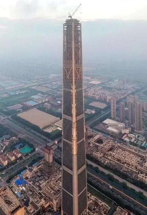 为什么500米的高楼只有不到100层