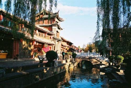 丽江是哪个省哪个市的