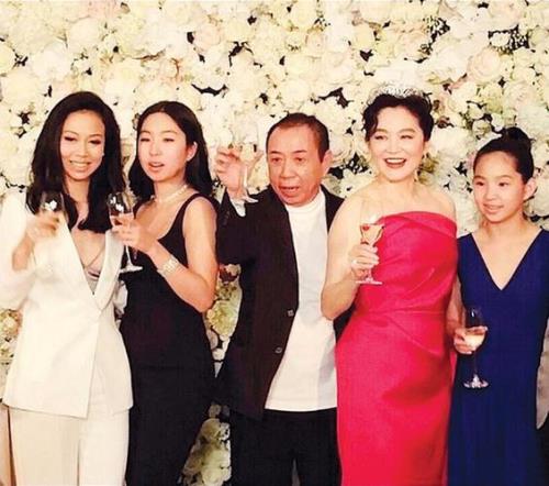 林青霞一共结过几次婚