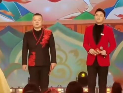 岳云鹏哪一年上央视春晚