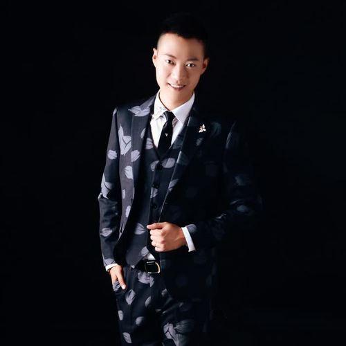 好了伤疤忘了疼原唱男音