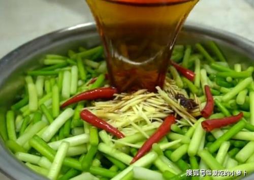 蒜薹小米辣花式做法