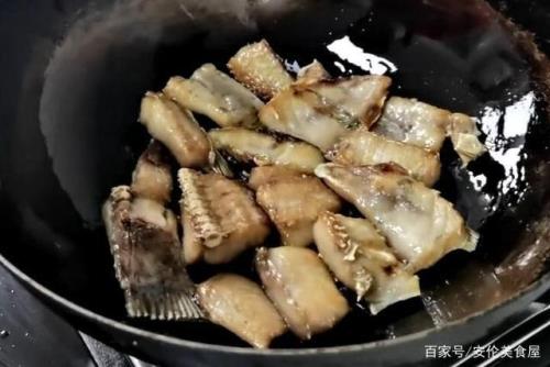 阳干鱼块的做法