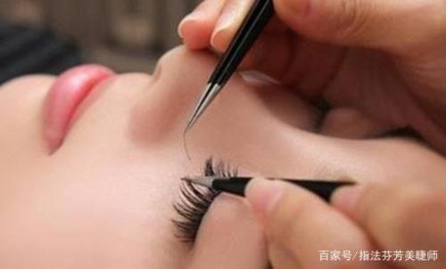睫毛快速嫁接方法