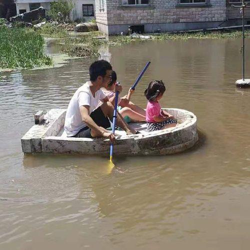 泡沫船在河中间用什么定位好