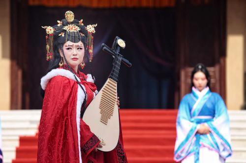 王嫱读音