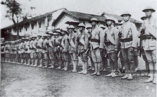 1938年十月什么组建成立