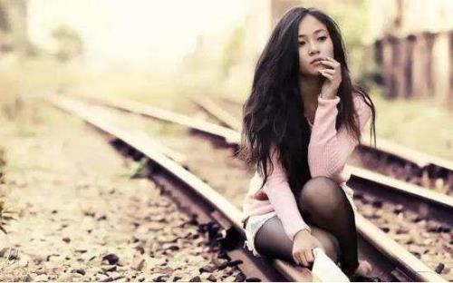 女人最忘不了的人是谁