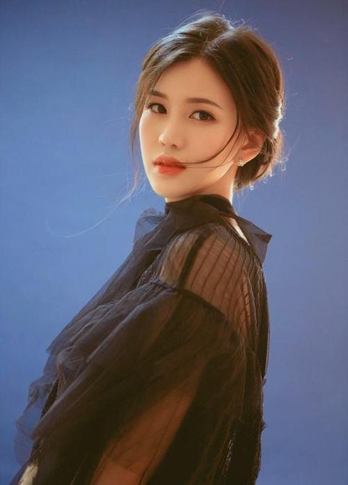 30岁的女人歌词完整版