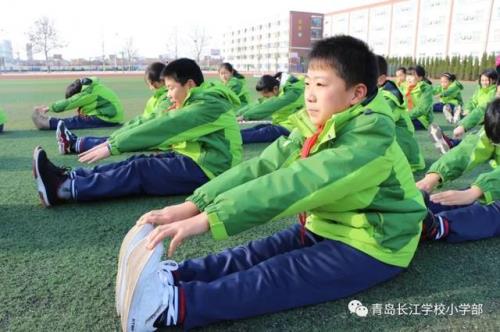 强健的体魄完整的原句