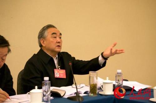杨凯生个人资料