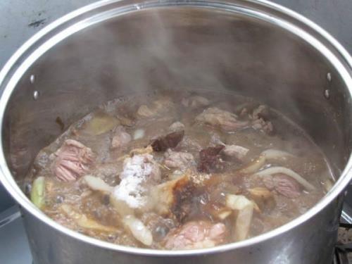 新鲜牛肉火锅怎么做